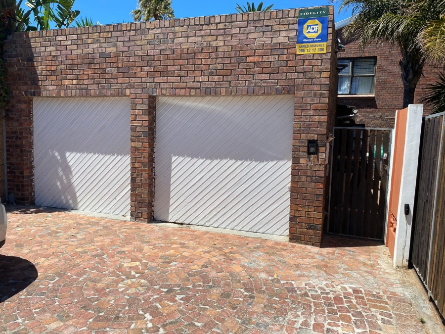 To Let 2 Bedroom Property for Rent in Table View Western Cape